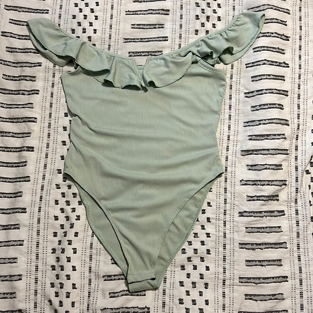 Off the shoulder ribbed body suit